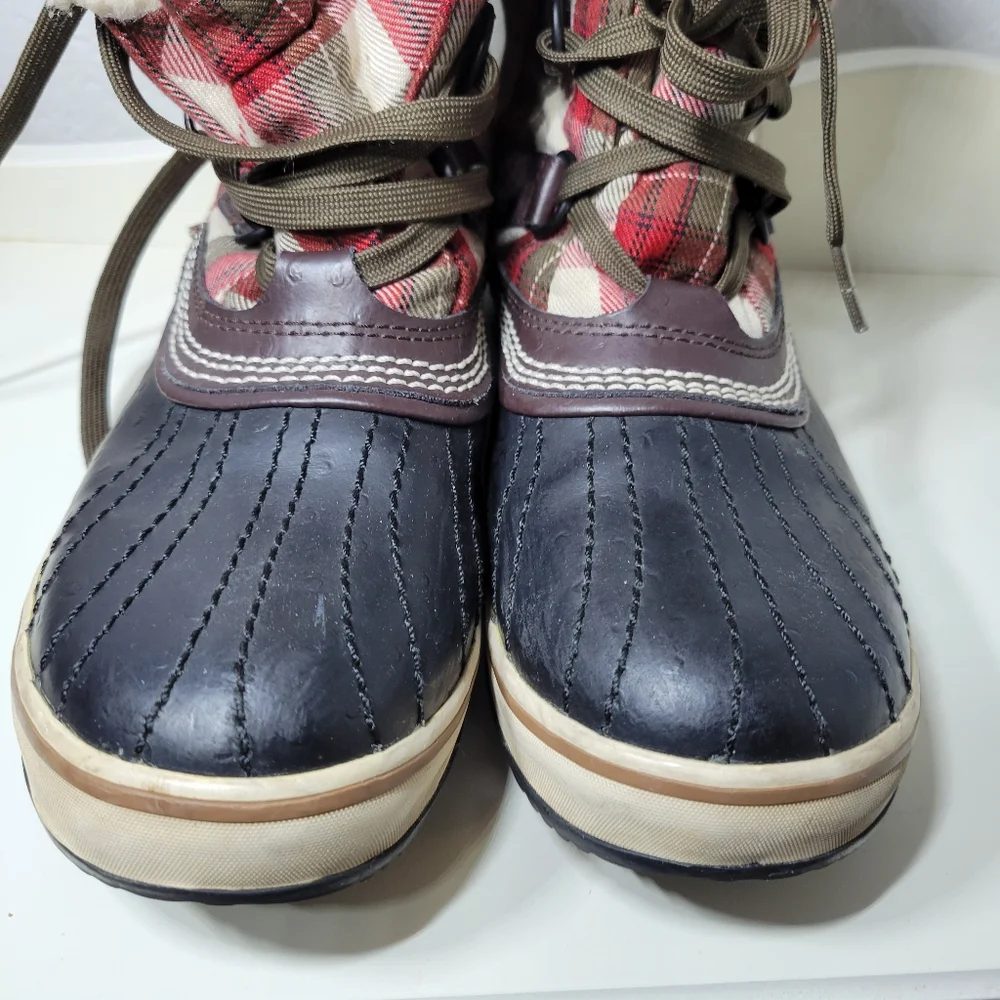 Sorel Snow Boot Plaid with Sherpa Lining, Waterproof Heel Boots, 8